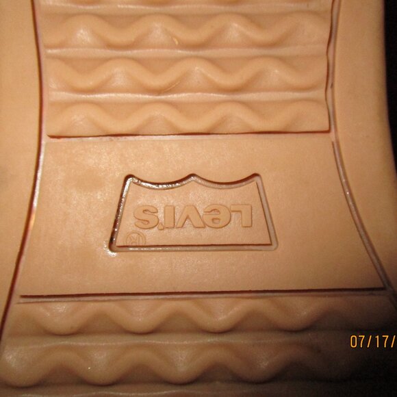 Levis Oxford Sneakers - Picture 11 of 11